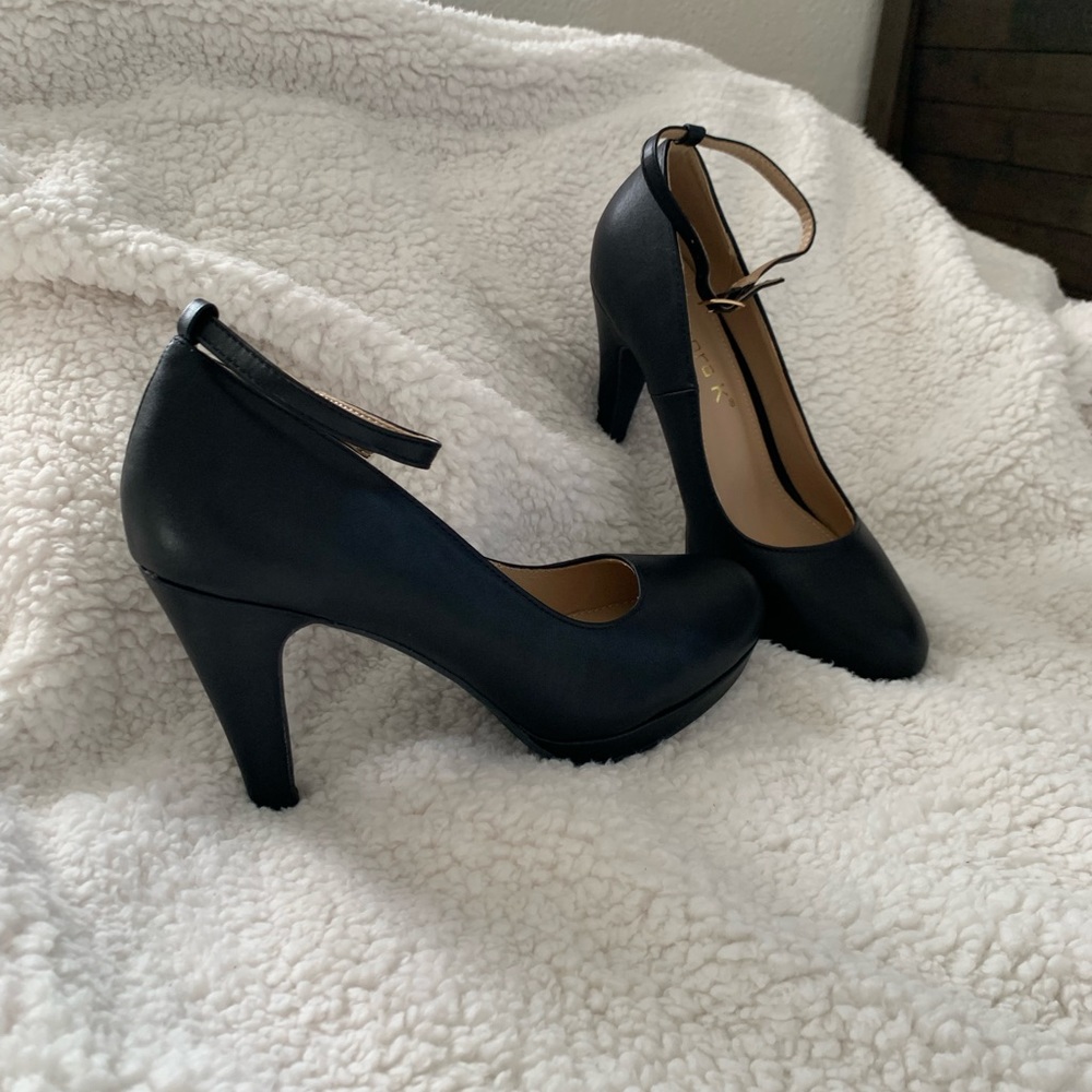 Stylish Ankle Strap Pumps by Allegra K